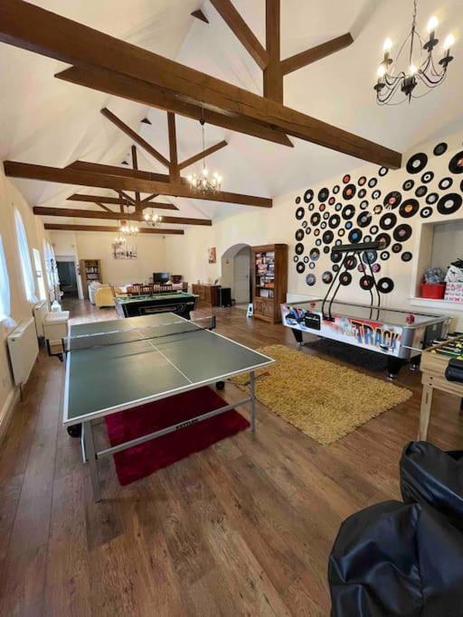 The Old Hay Barn - Games Room, Gym, Sleeps 8 Godmanchester Bagian luar foto